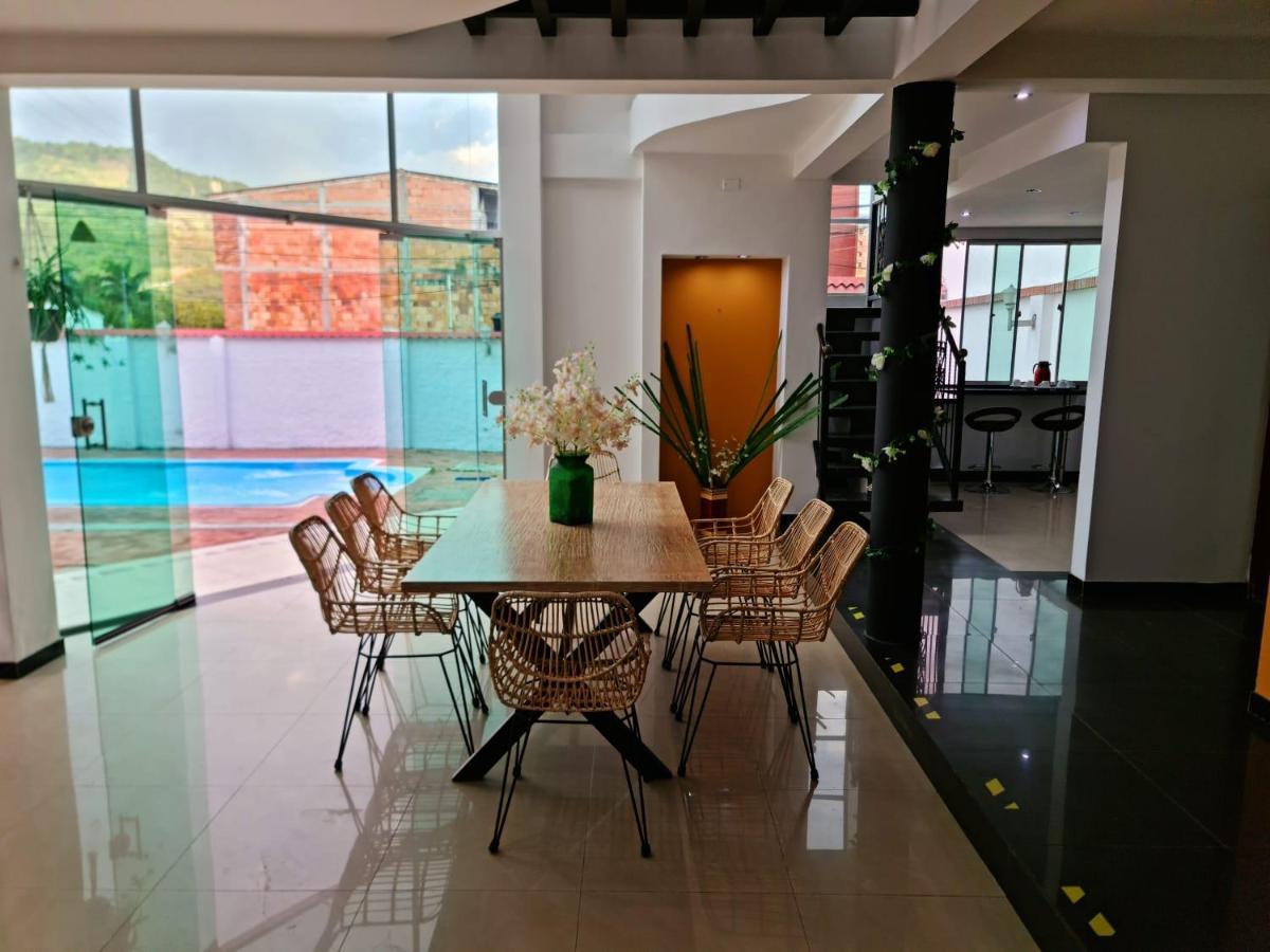 Villa Casaquinta Con Piscina Villeta